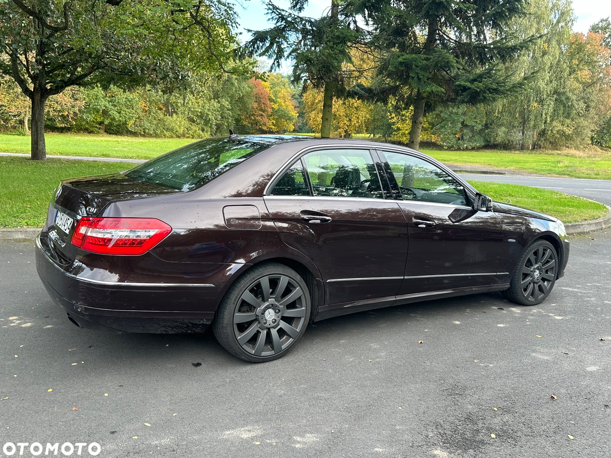 Mercedes-Benz Klasa E 300 CDI BlueEff - 4