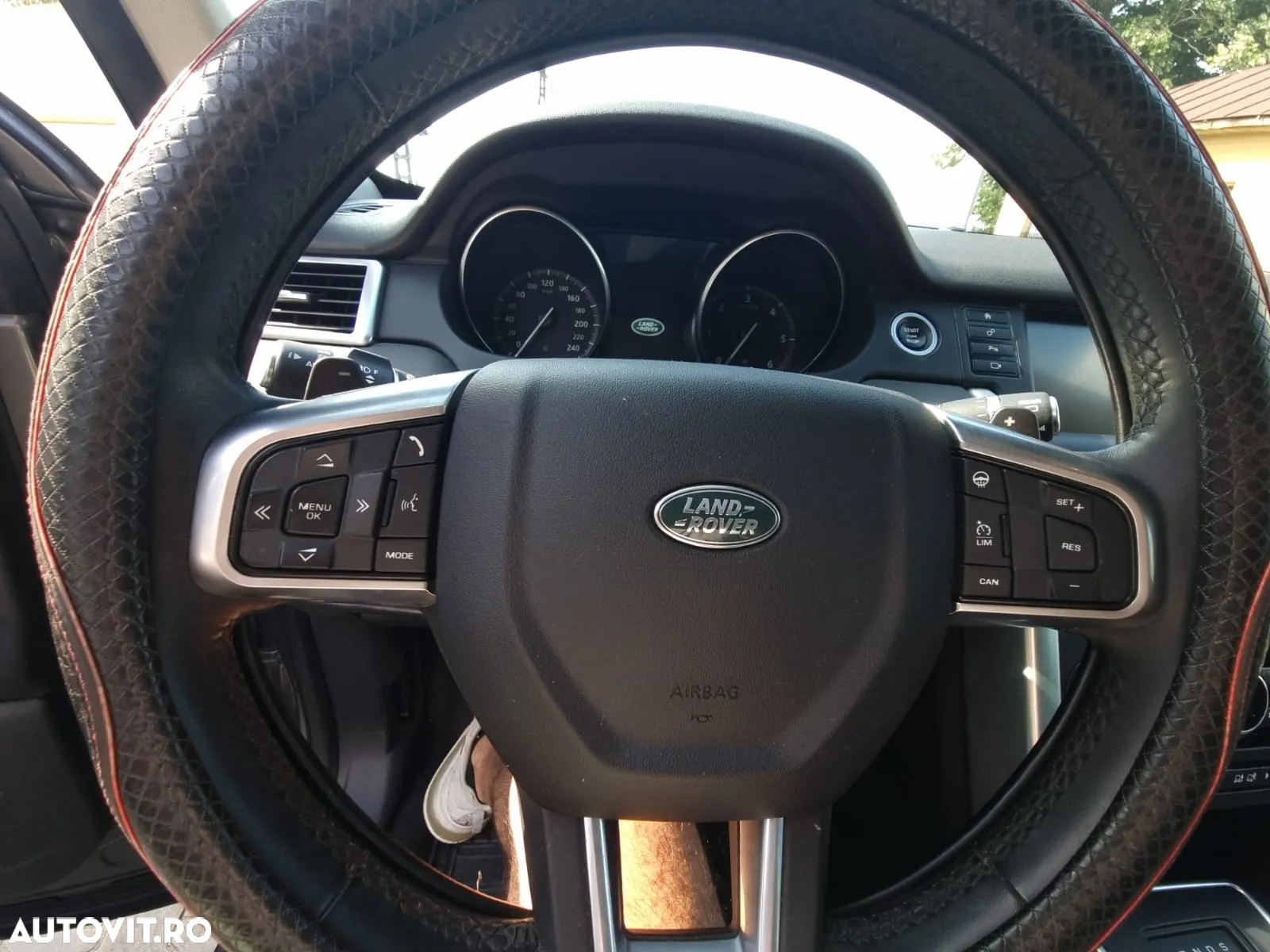 Land Rover Discovery Sport 2.0 D180 MHEV HSE - 13