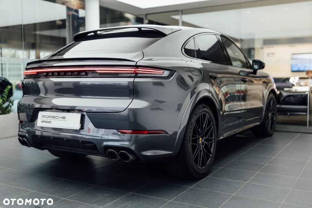 Porsche Cayenne Coupe S - 17