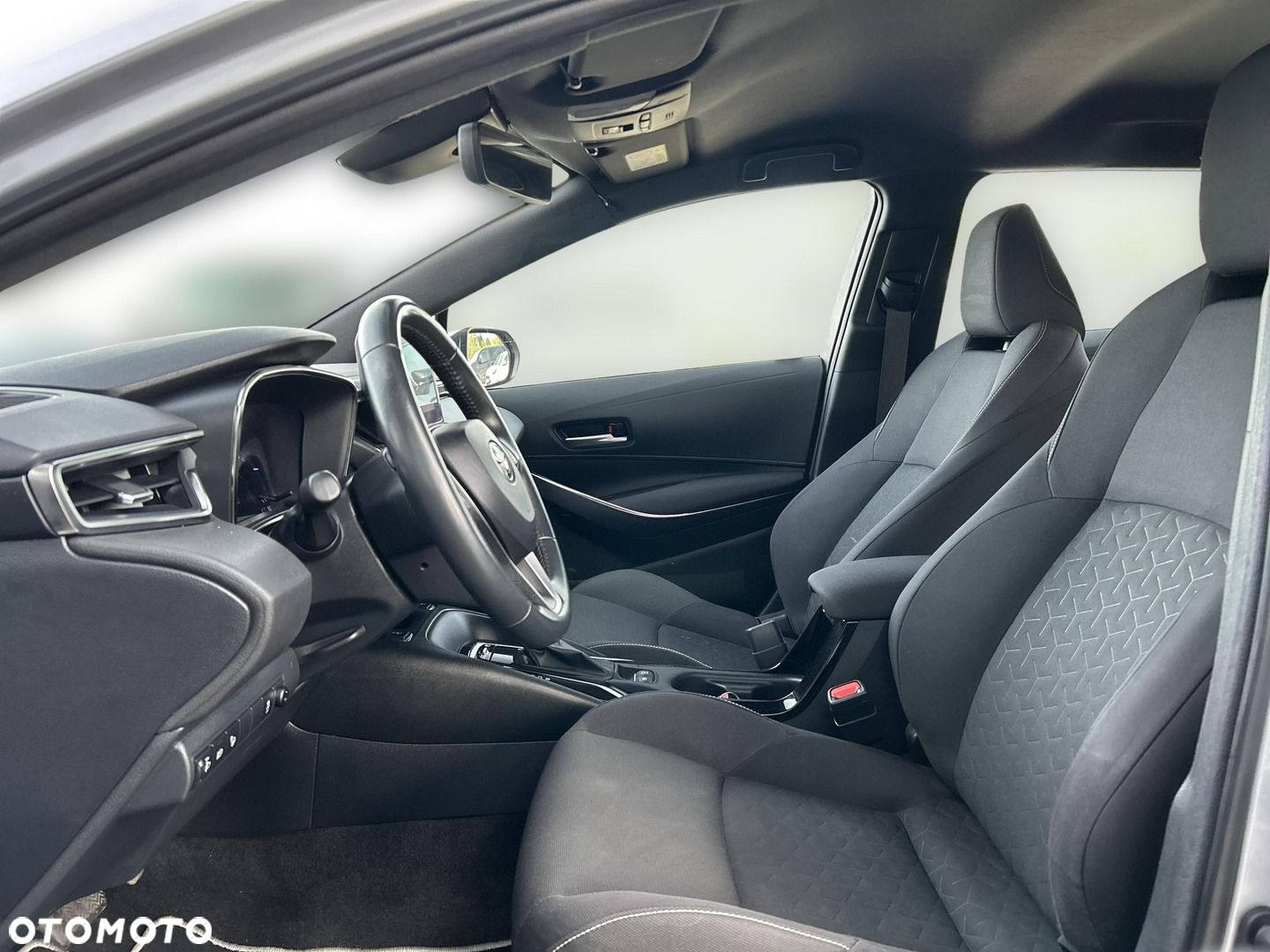 Toyota Corolla - 10
