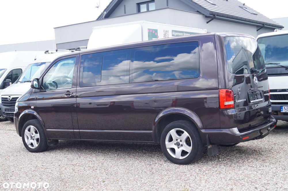 Volkswagen Caravelle - 6