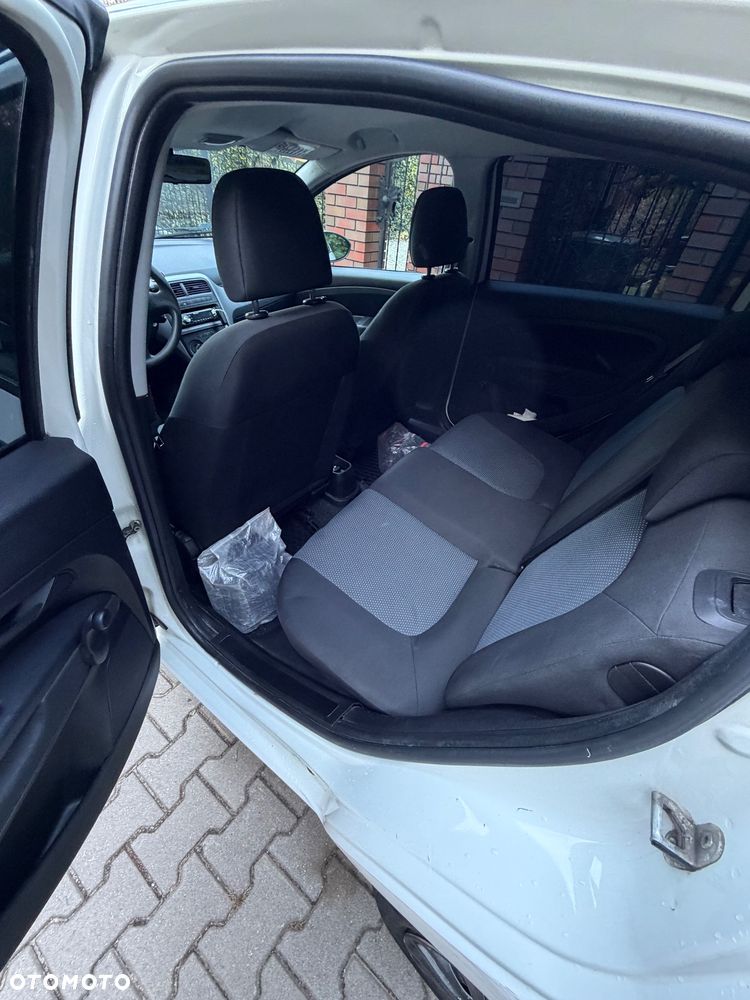 Fiat Punto 1.2 8V - 9