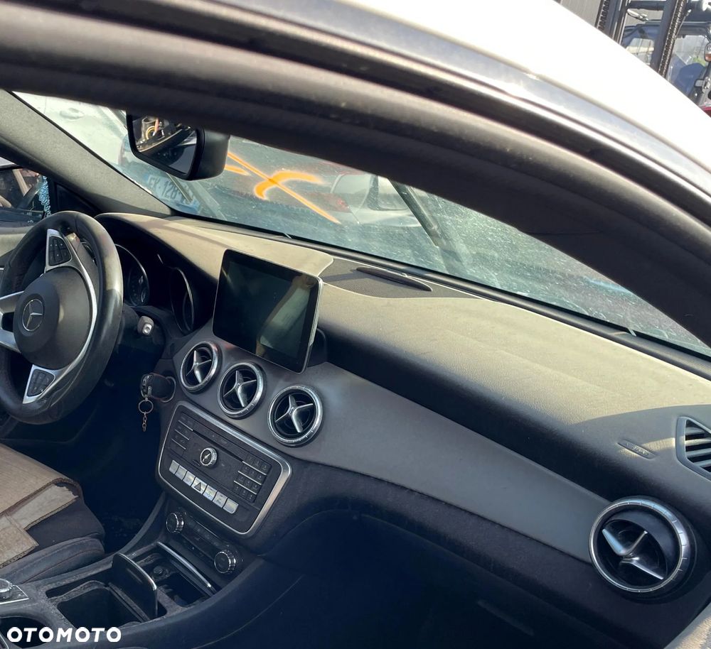 Mercedes-Benz CLA 200 (CDI) d 7G-DCT AMG Line - 3