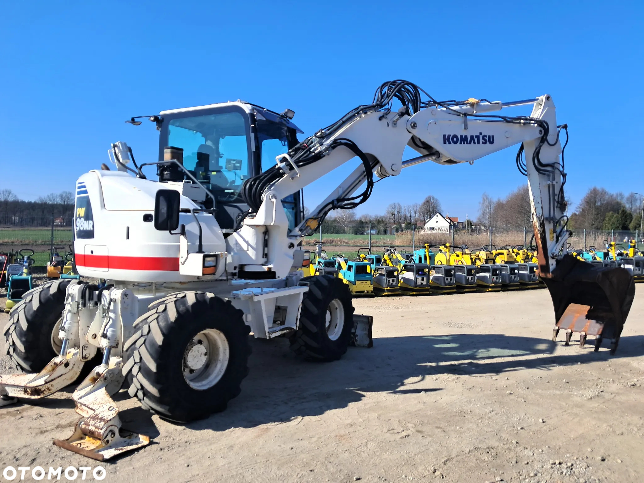 Komatsu PW 98MR-8 - 12