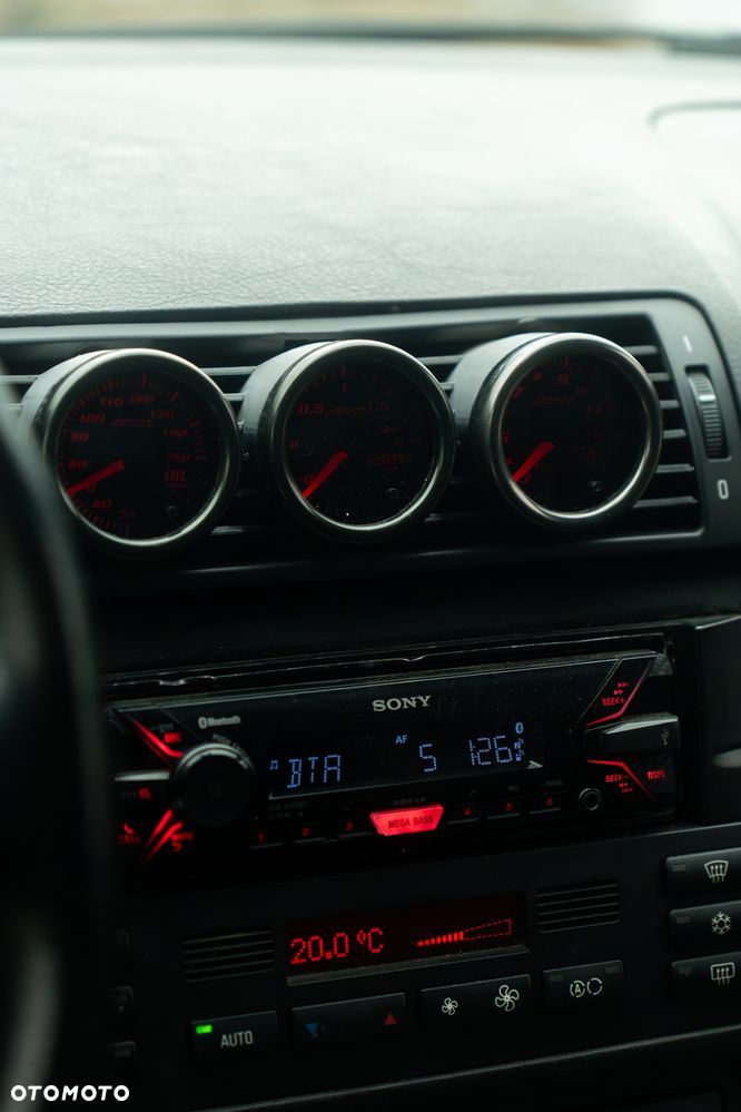 BMW Seria 3 325ti - 18