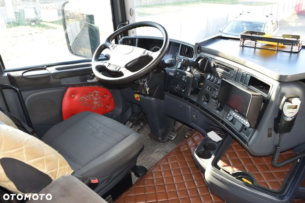 Scania R560 6x4 - 9