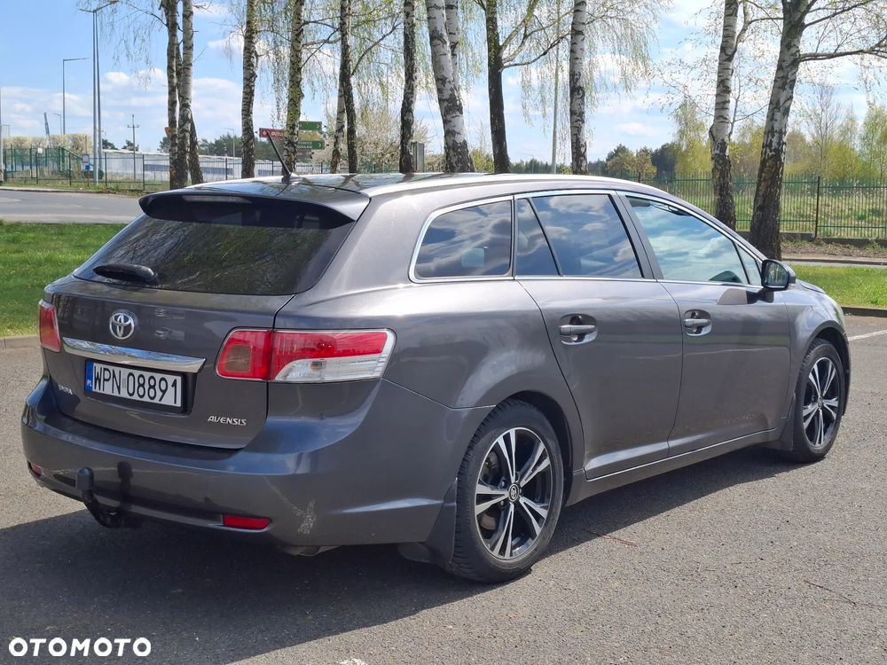 Toyota Avensis - 3