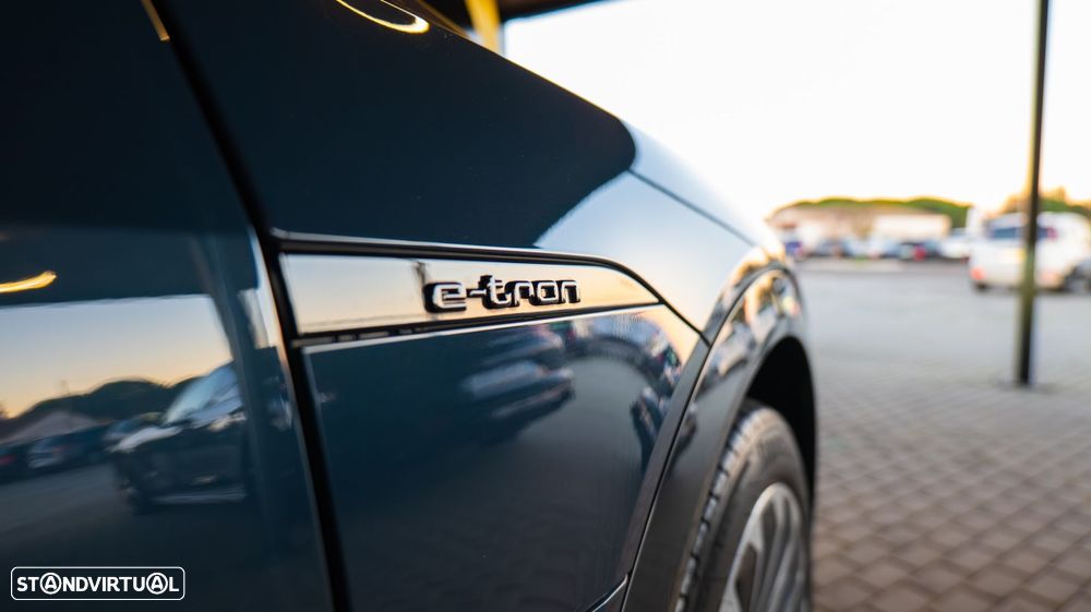 Audi Q8 e-Tron Sportback 55 quattro Advanced - 27