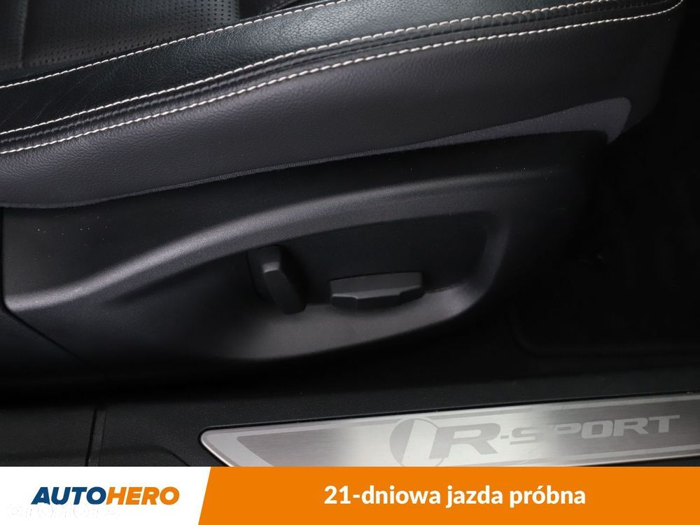 Jaguar XF 2.0 i4D R-Sport - 38