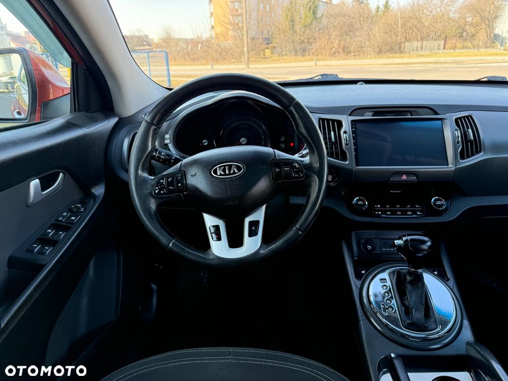 Kia Sportage 2.0 CVVT 4WD Automatik Fifa World Cup Ediition - 18