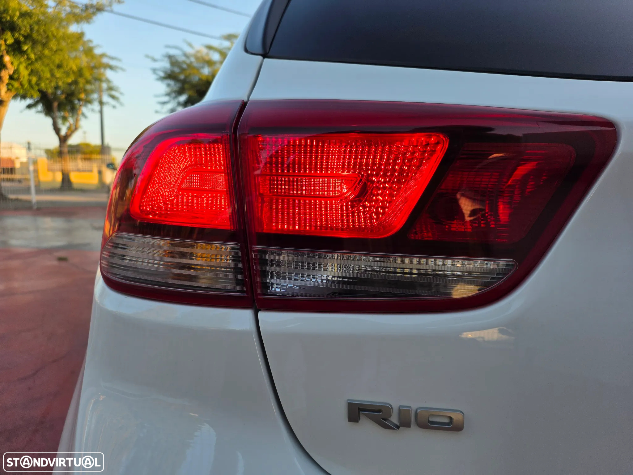 Kia Rio 1.2 CVVT Dynamic - 17