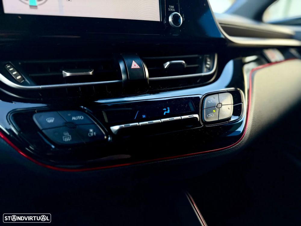 Toyota C-HR 1.8 HSD Comfort+P.Style - 23