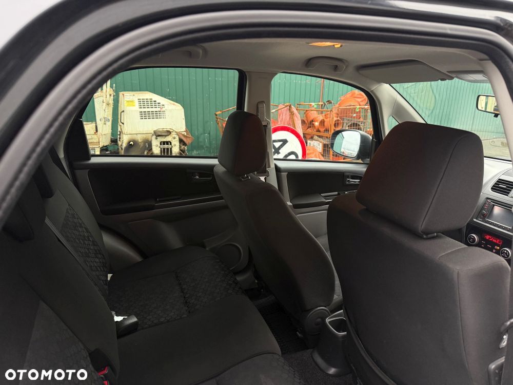Suzuki SX4 2.0 DDiS 4x4 Limited - 6