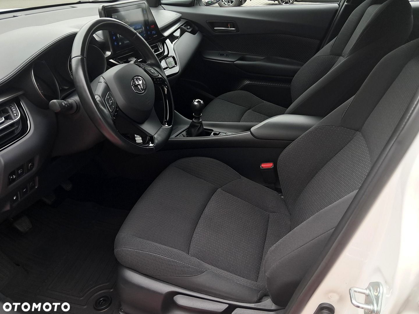 Toyota C-HR 1.2 T GPF Premium - 14