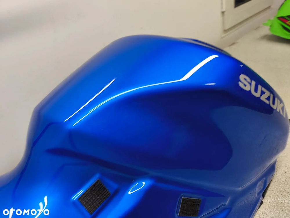 Bak, zbiornik paliwa Suzuki GSX-S 1000 GSXS 1000 GX - 29