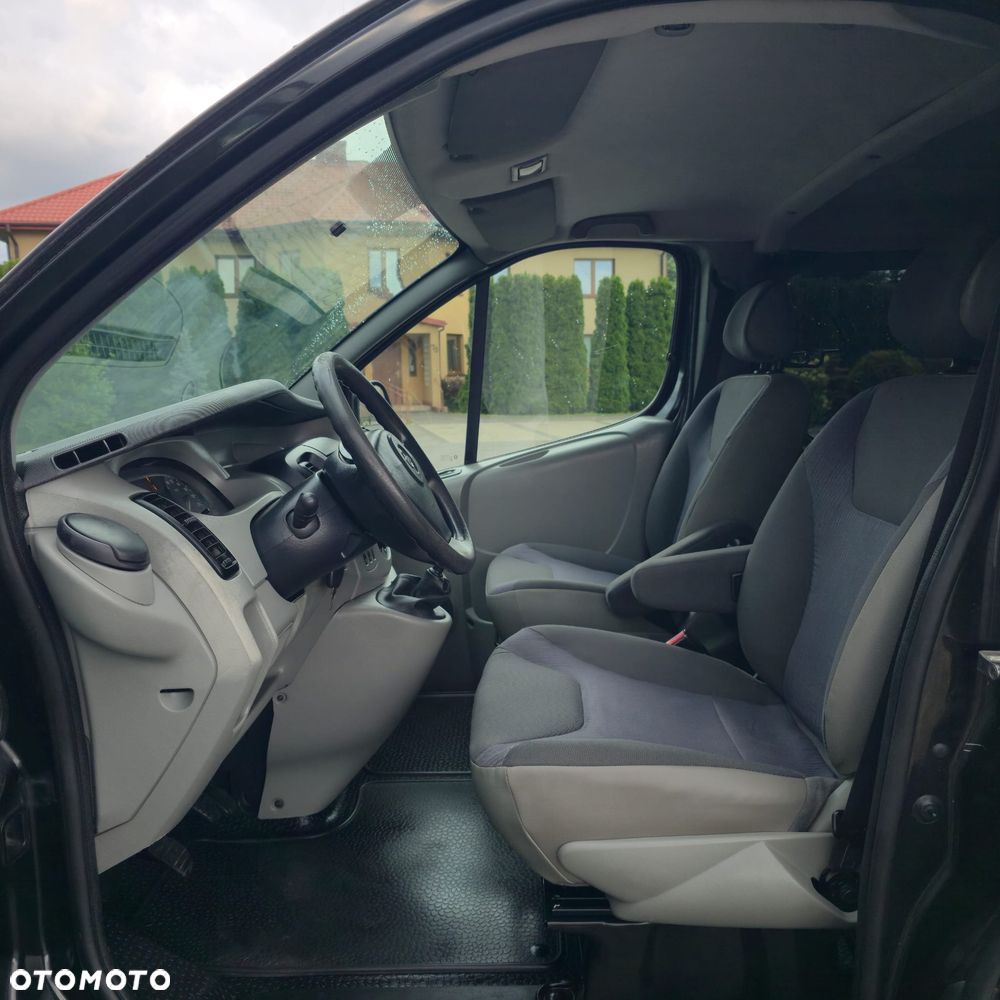 Opel Vivaro - 26