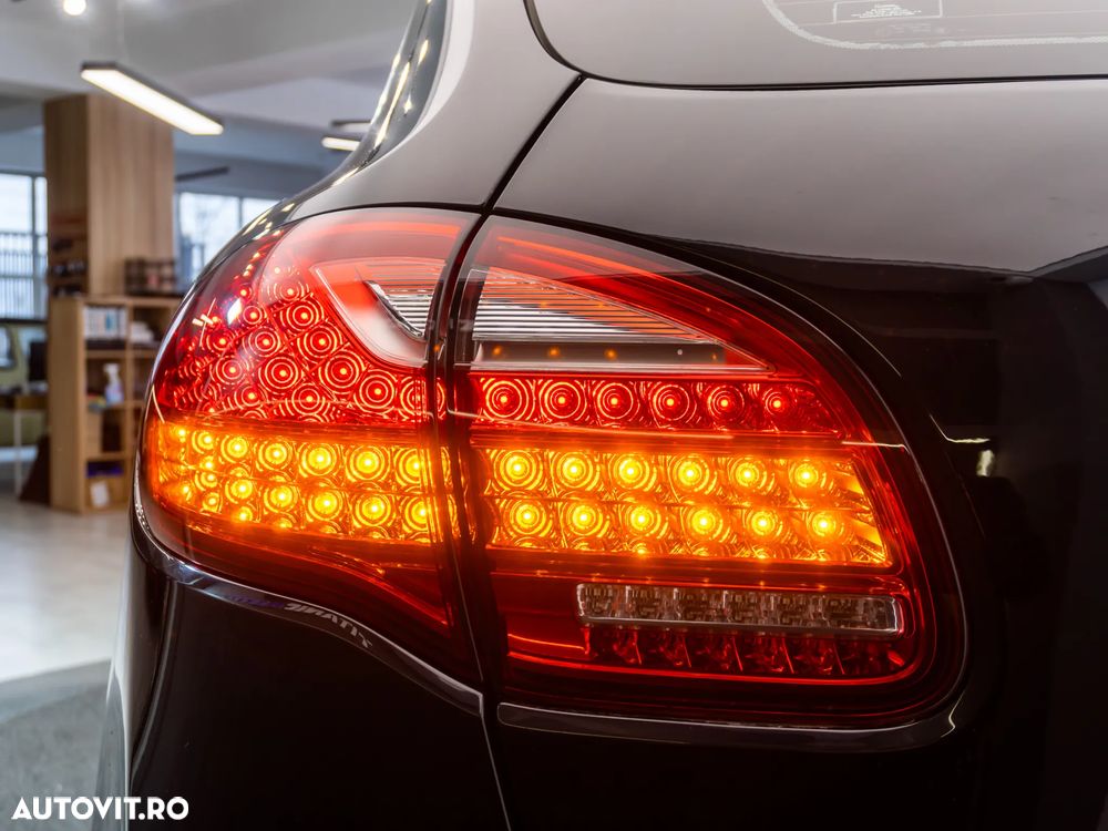 Porsche Cayenne Tiptronic S - 14