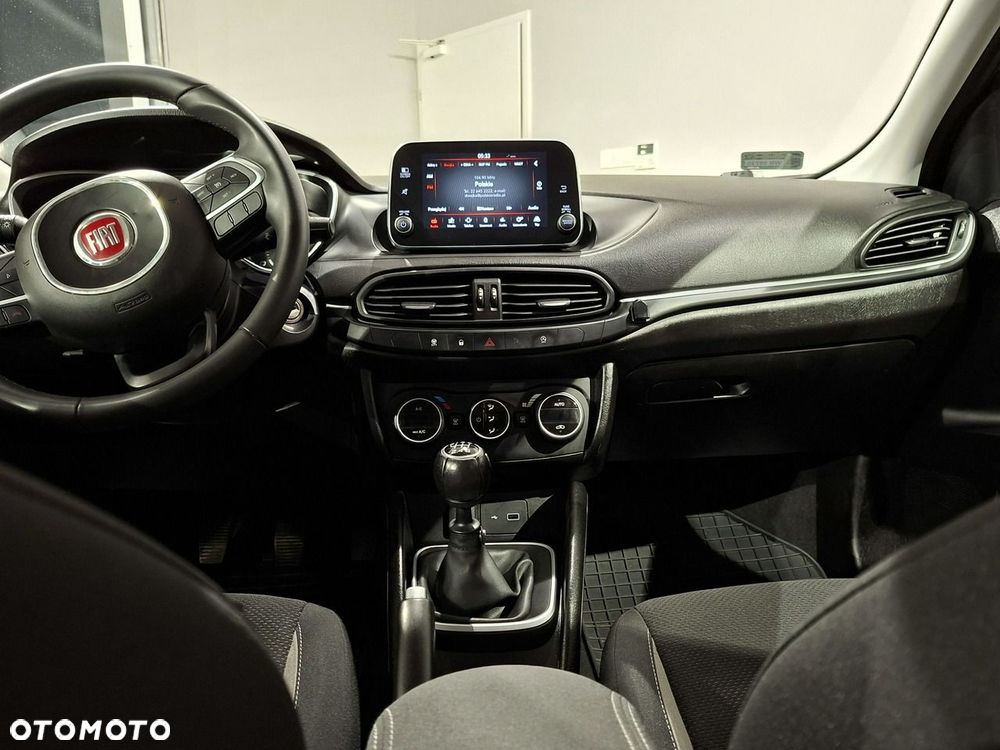 Fiat Tipo 1.4 T-Jet 16v Lounge - 20