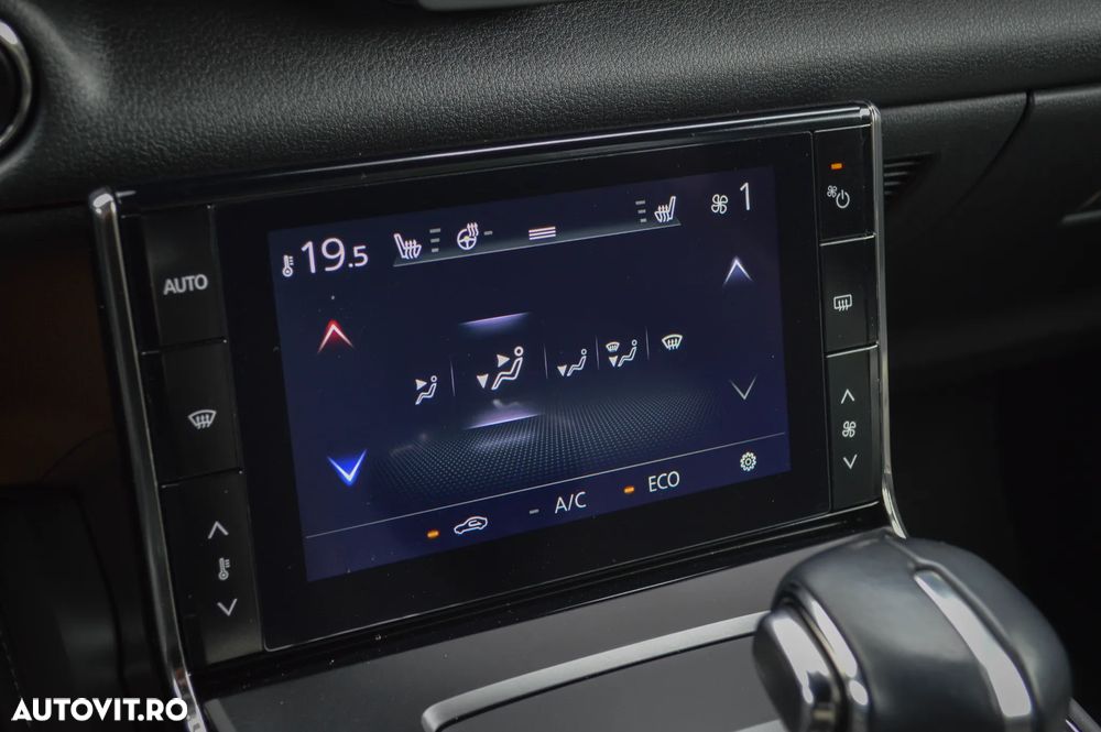 Mazda MX-30 e-SKYACTIV EV Exclusive-Line - 17