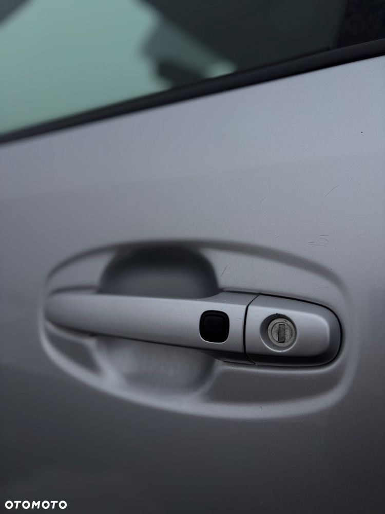 Toyota Prius 1.5 VVT-i Sol - 11