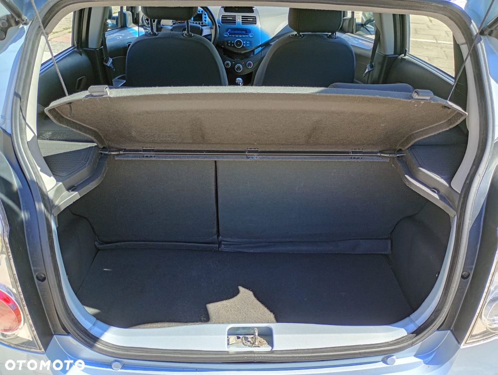Chevrolet Spark - 26