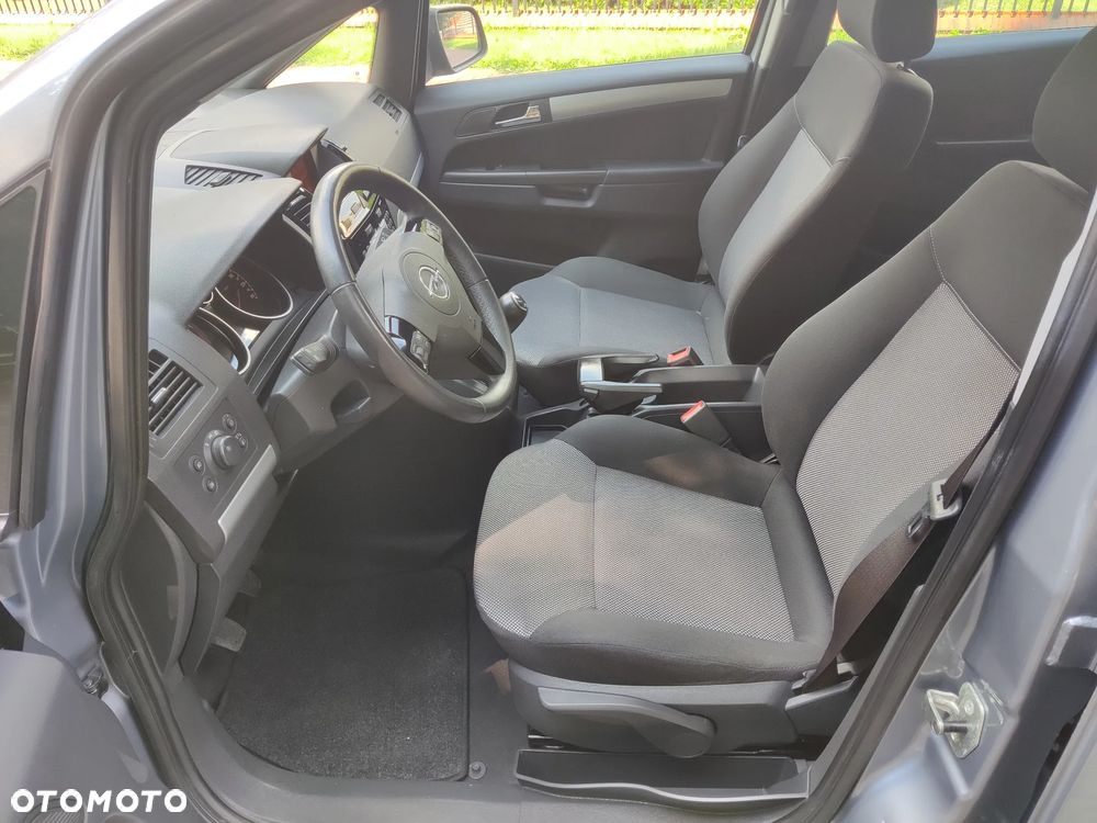 Opel Zafira 1.8 Design Edition - 15
