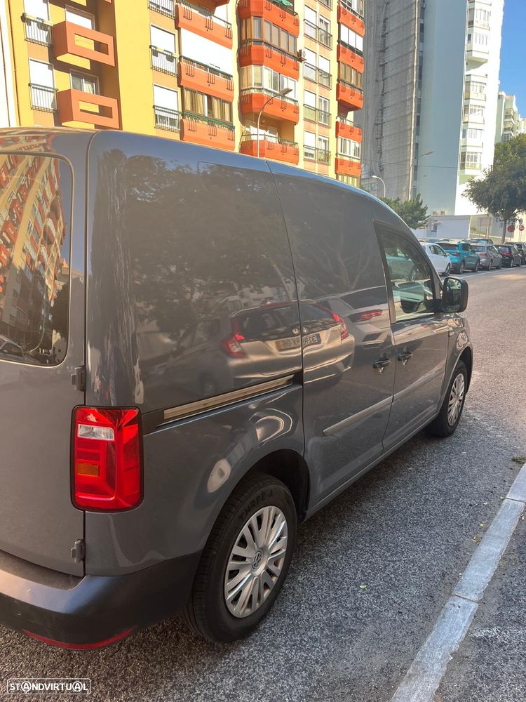 VW Caddy 2.0 TDI - 12
