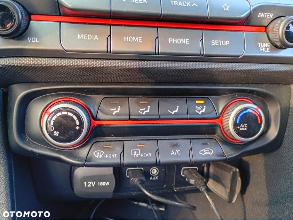 Hyundai Veloster 1.6 Turbo Premium - 13