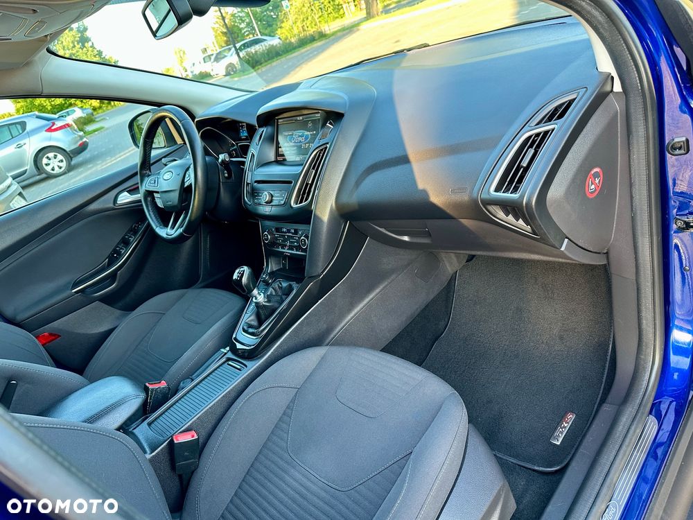 Ford Focus 1.0 EcoBoost Titanium ASS - 24