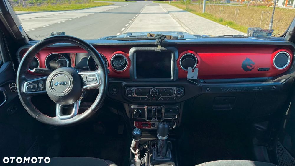 Jeep Wrangler - 13