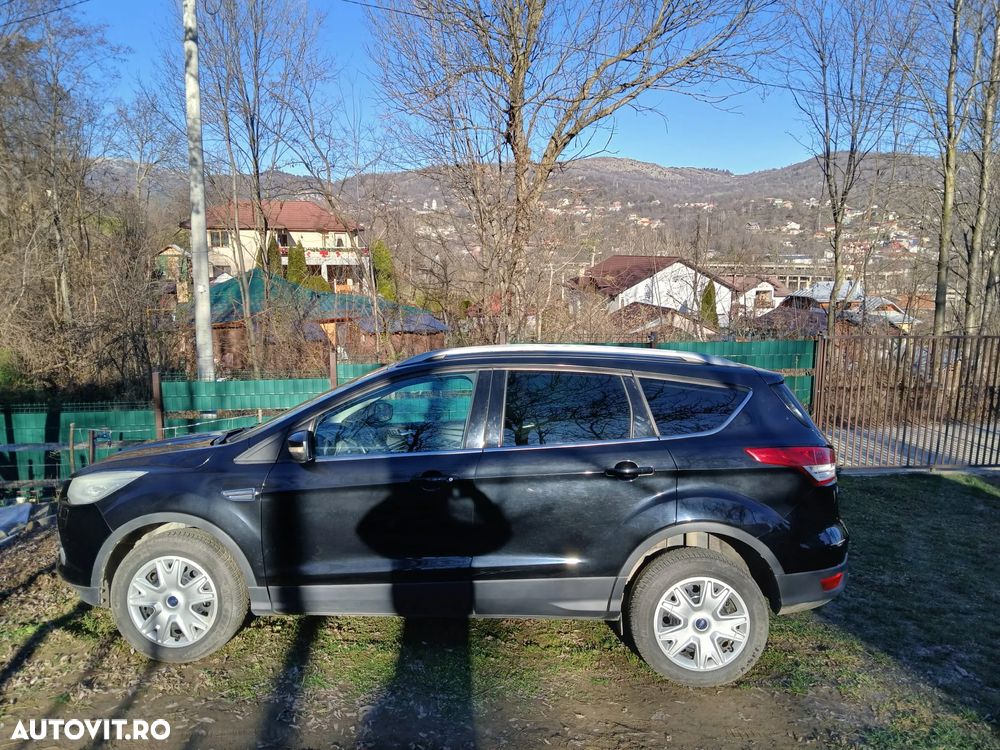 Ford Kuga 2.0 TDCi 4WD Powershift Titanium - 5