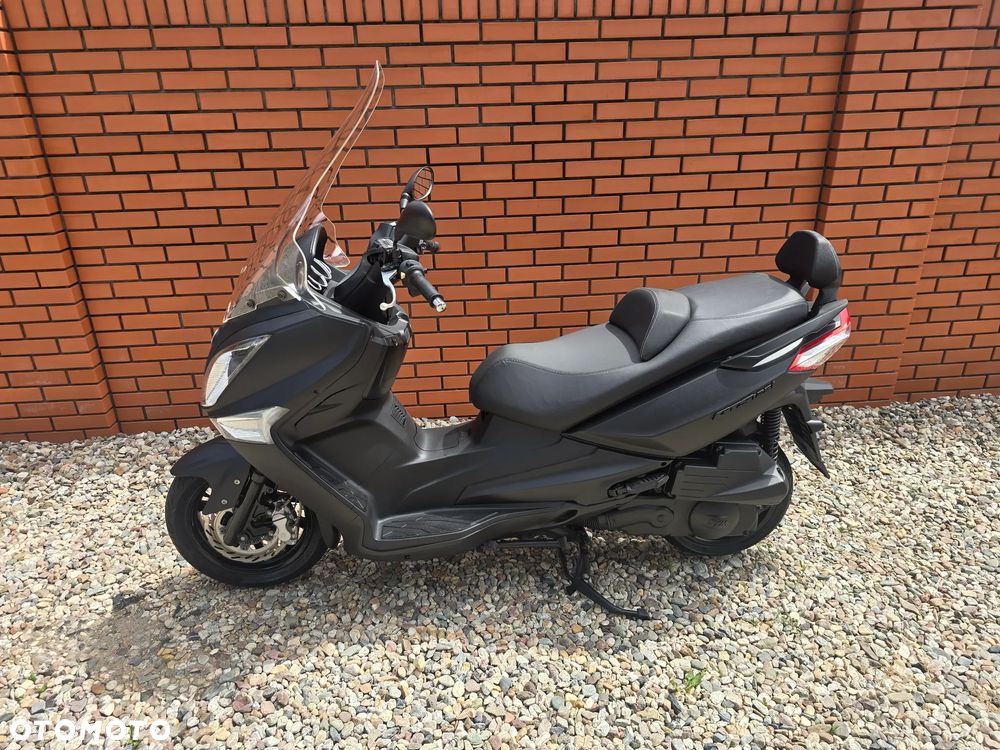 SYM GTS - 4