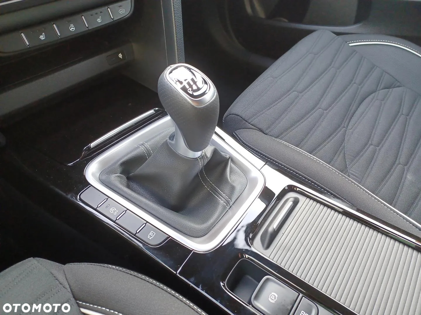 Kia ProCeed 1.5 T-GDI GT Line - 9