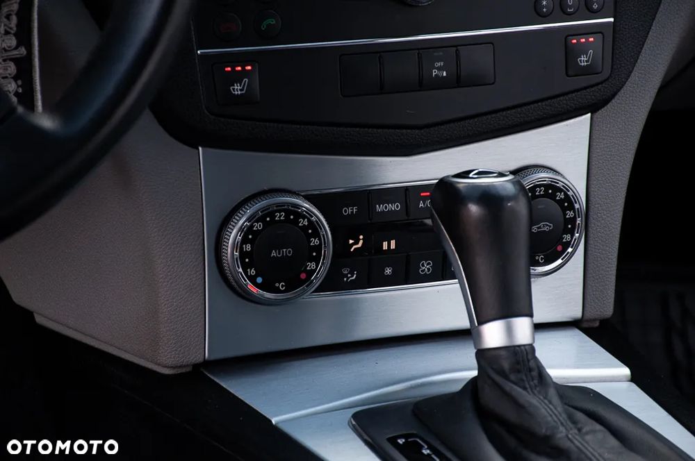 Mercedes-Benz Klasa C 180 T Kompressor Automatik Avantgarde - 13