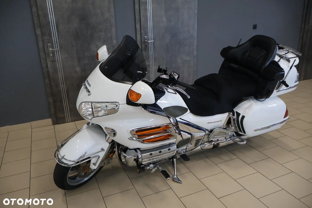 Honda GL - 19