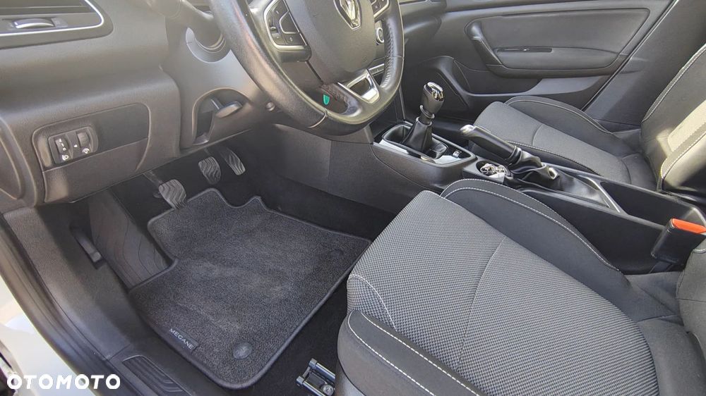 Renault Megane ENERGY TCe 100 LIMITED - 21
