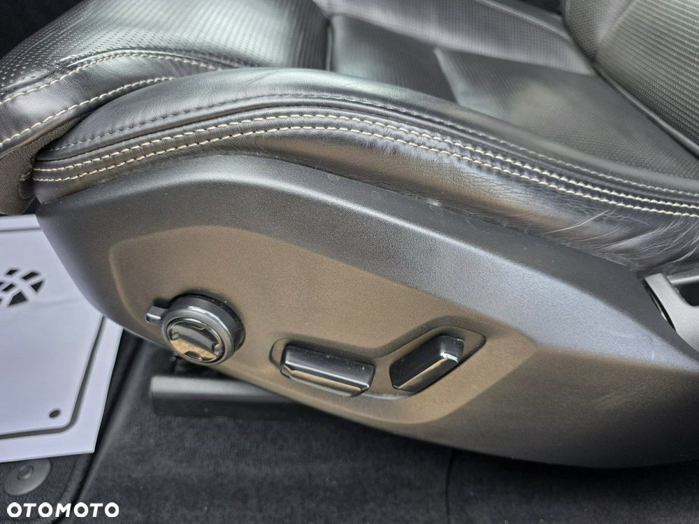 Volvo XC 60 D5 SCR AWD Inscription - 19