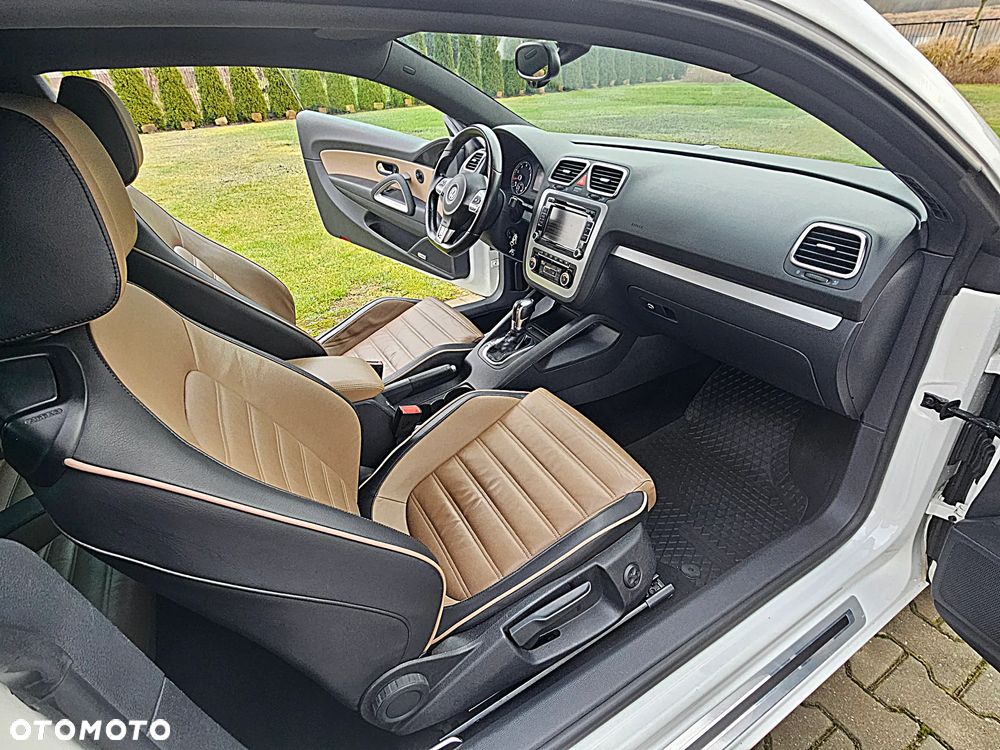 Volkswagen Scirocco 1.4 TSI DSG Edition - 29