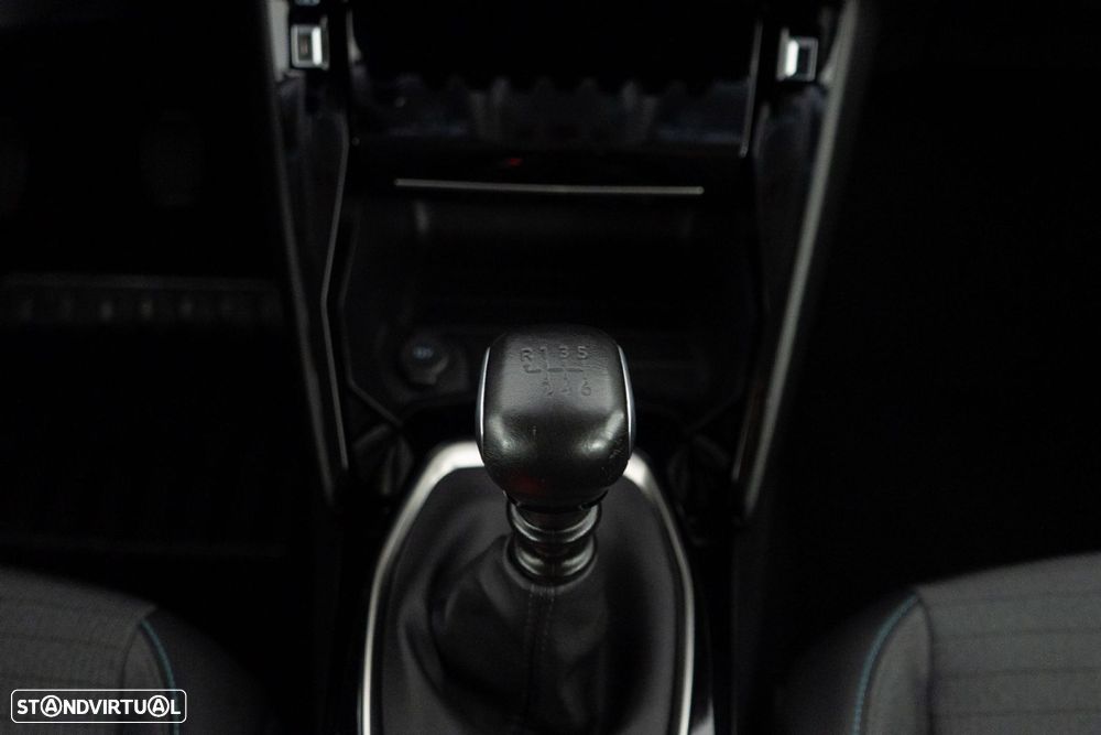 Peugeot 2008 - 24