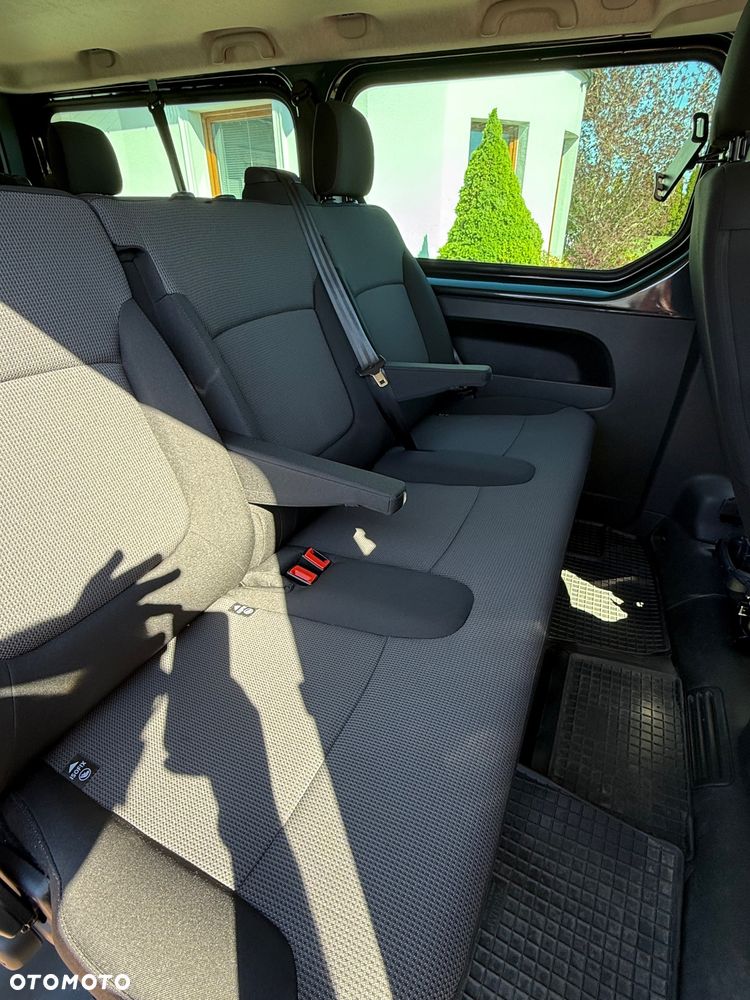 Renault Trafic 2.0 dCi EDC - 8