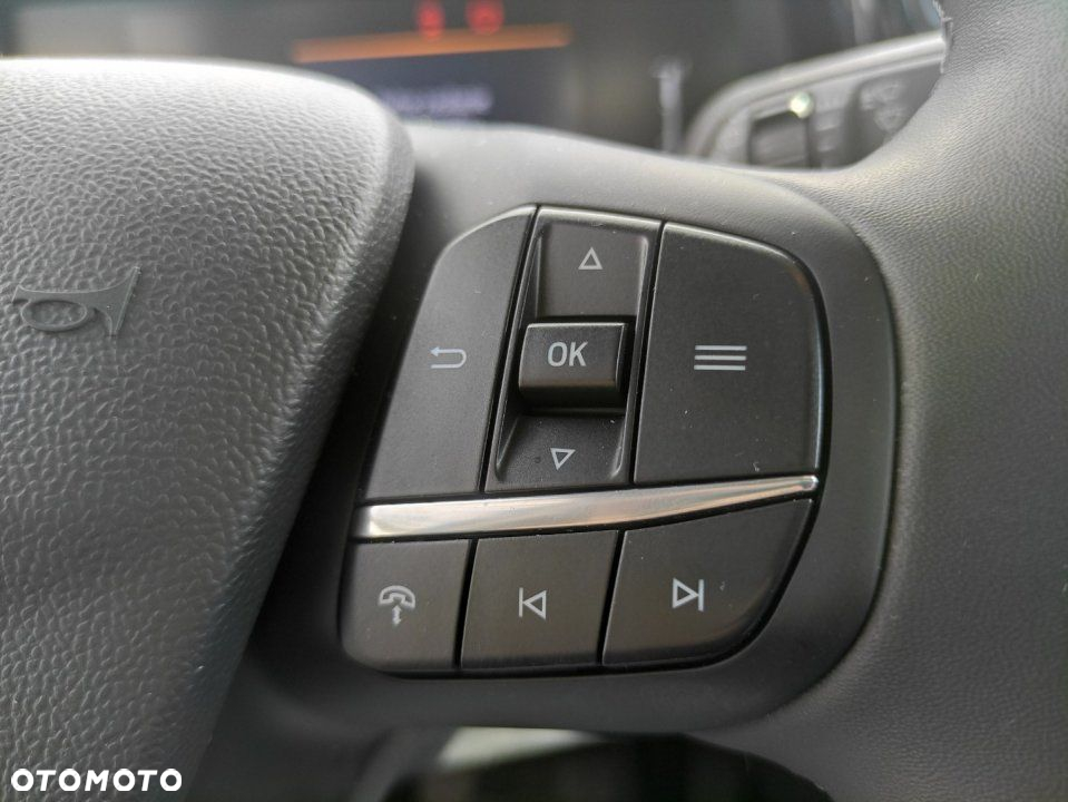 Ford Tourneo Courier - 16