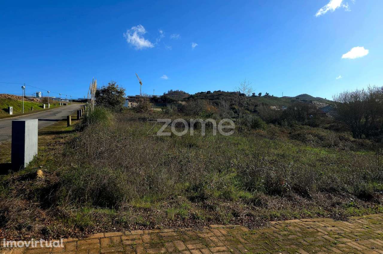 Lote Urbano com Projeto Aprovado - Grande imagem: 3/18