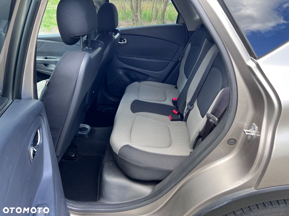 Renault Captur - 24