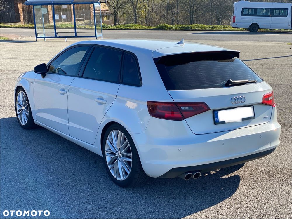Audi A3 Sportback 2.0 TDI (clean diesel) quattro S tronic Ambition - 2