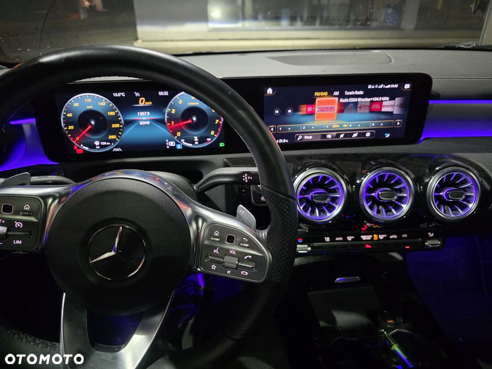 Mercedes-Benz Klasa A 200 AMG Line 7G-DCT - 4
