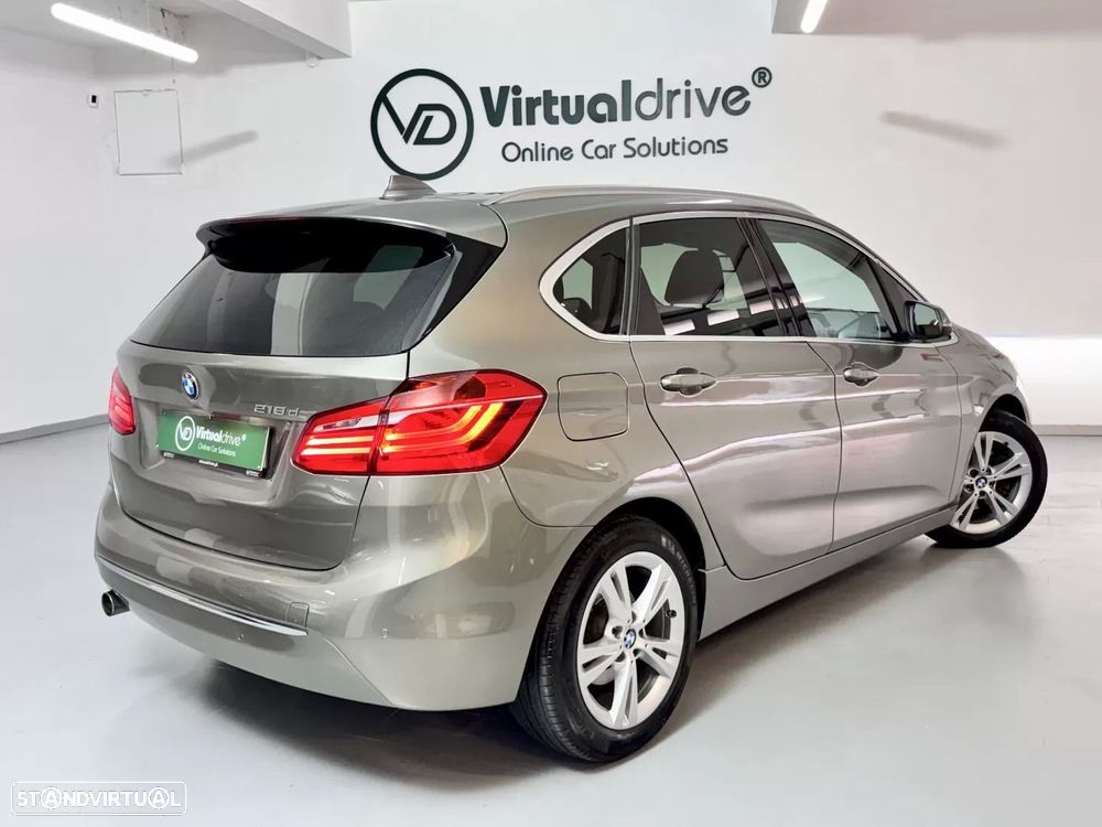 BMW 218 Active Tourer d Line Luxury - 6