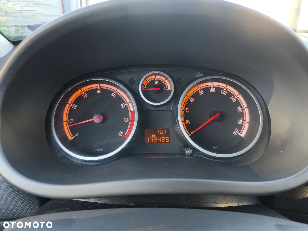 Opel Corsa - 11