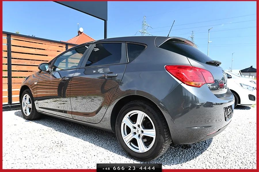 Opel Astra 1.4 Turbo Innovation - 9