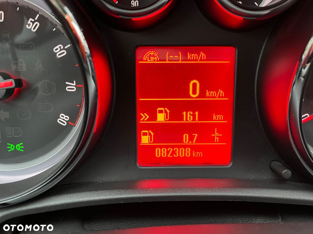 Opel Astra 1.4 Turbo Style - 23