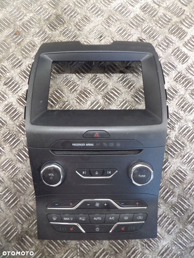 panel klimatyzacji ramka radia ford oe em2t-18e245-ae - 1